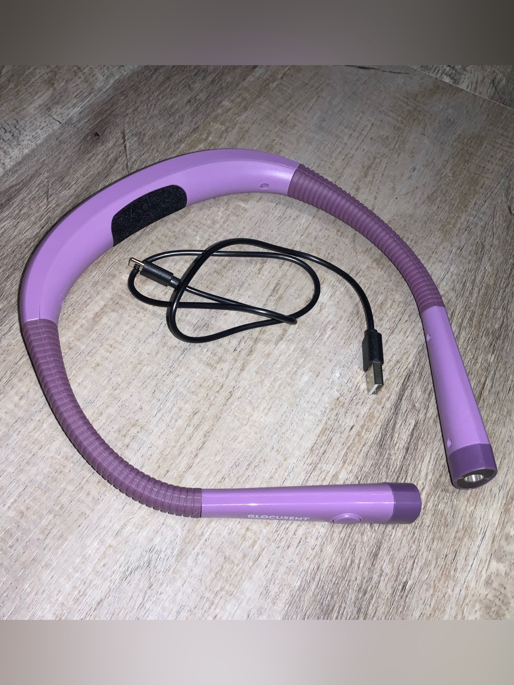 (Bin 4) Glocusent, Purple Neck Reading Light with USB Rechargeable Battery, OS